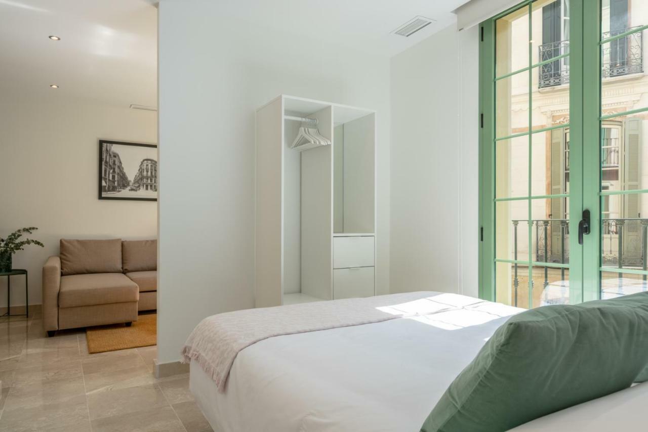 Apartamentos Miraflores Малага Экстерьер фото