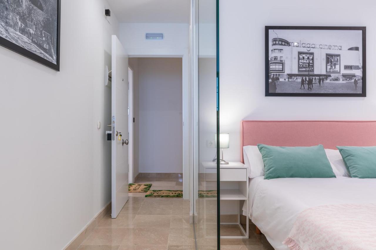 Apartamentos Miraflores Малага Экстерьер фото
