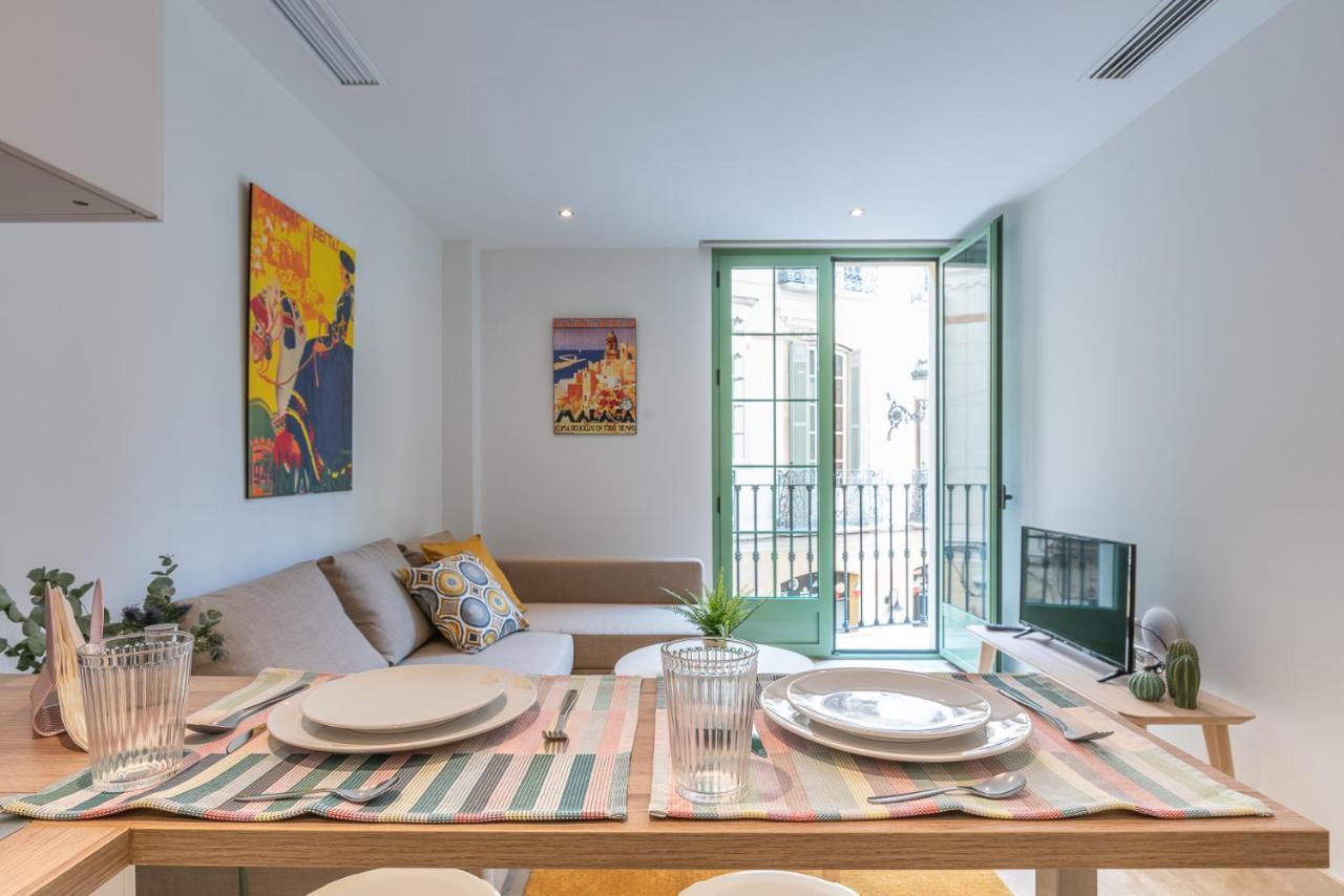 Apartamentos Miraflores Малага Экстерьер фото